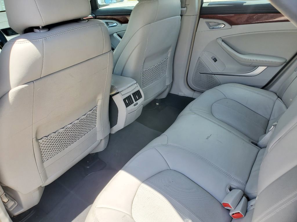 Used 2011 Cadillac CTS Luxury RWD image 25