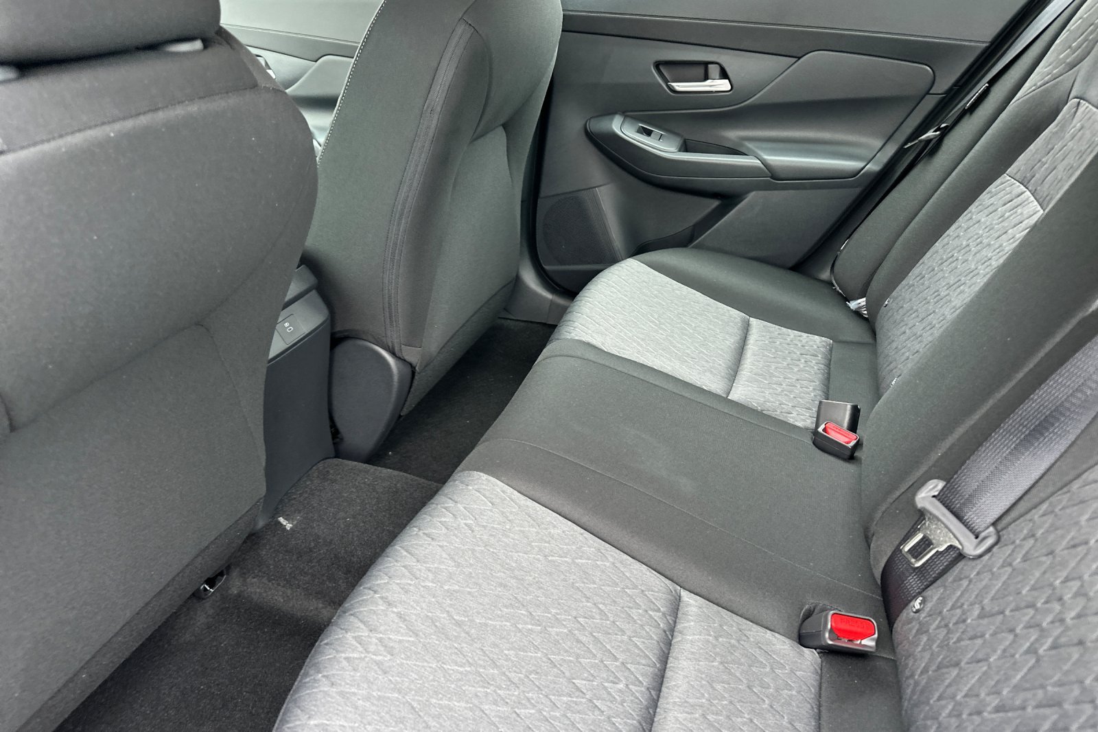 New 2026 Nissan Sentra SV w/ Floor Mat Package FWD image 12