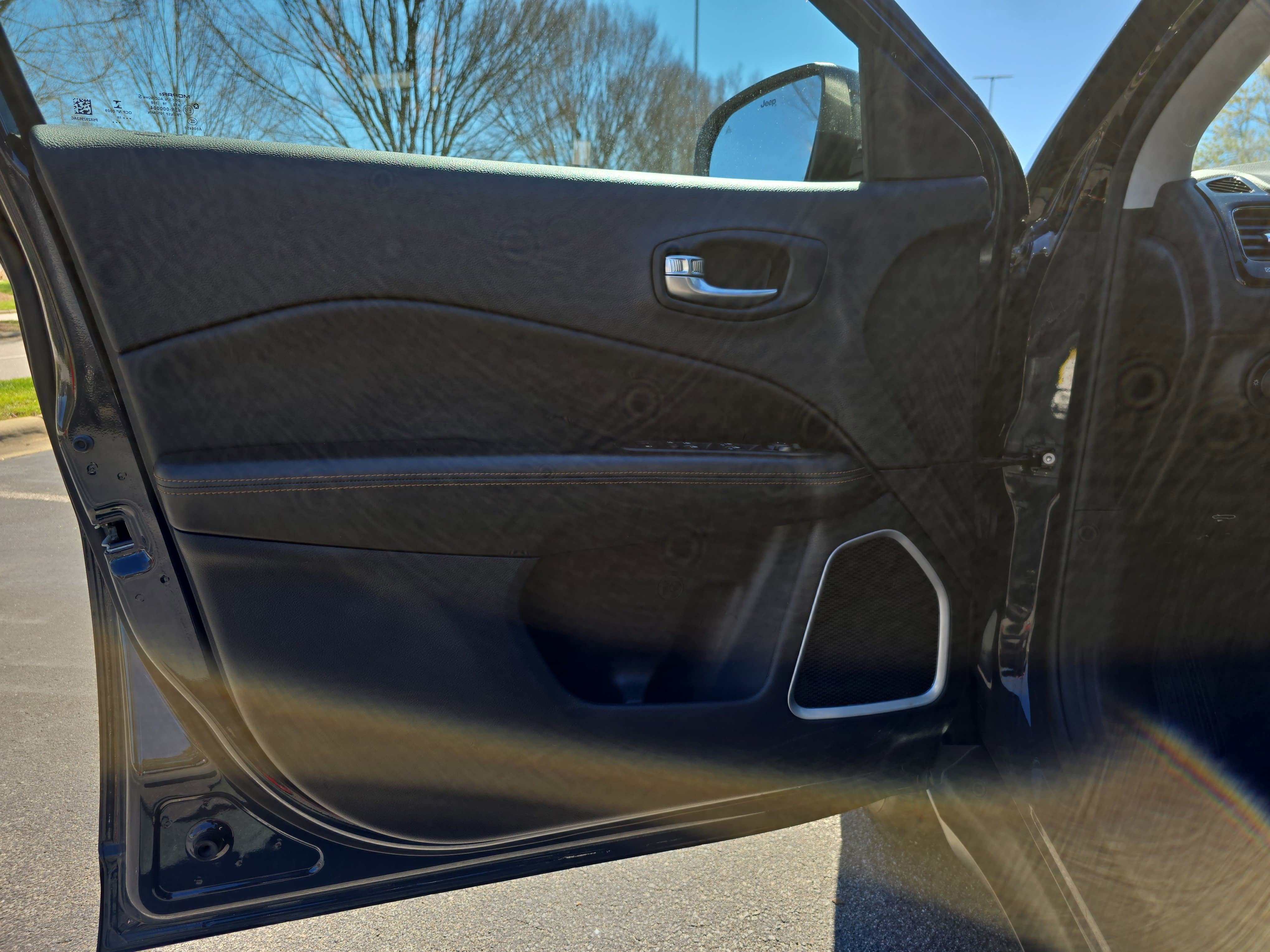 Used 2018 Jeep Compass Limited w/ Safe & Security Group image 27