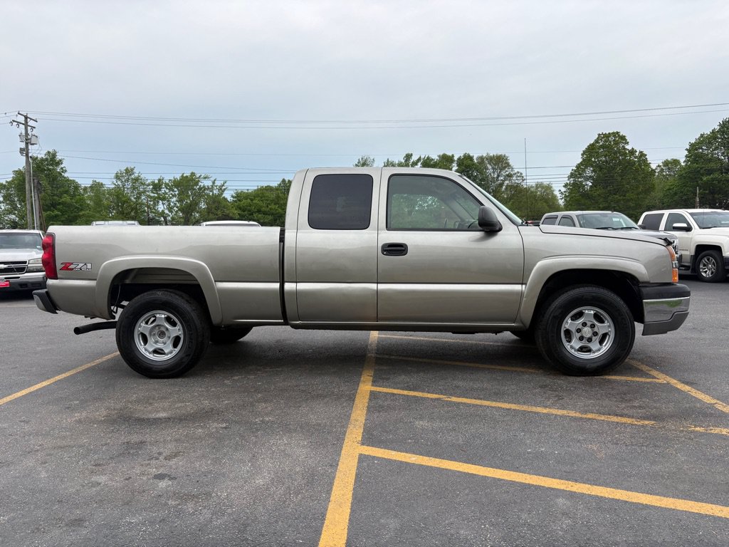 Used 2003 Chevrolet Silverado 1500 LS w/ Off-Road Package AWD/4WD image 5