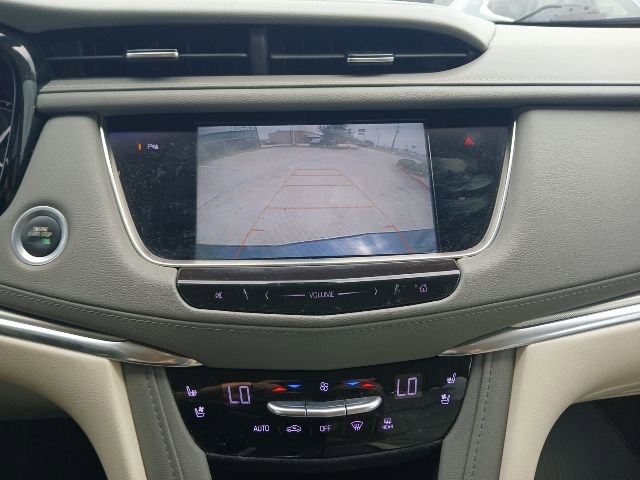 Used 2019 Cadillac XT5 Premium Luxury FWD image 18