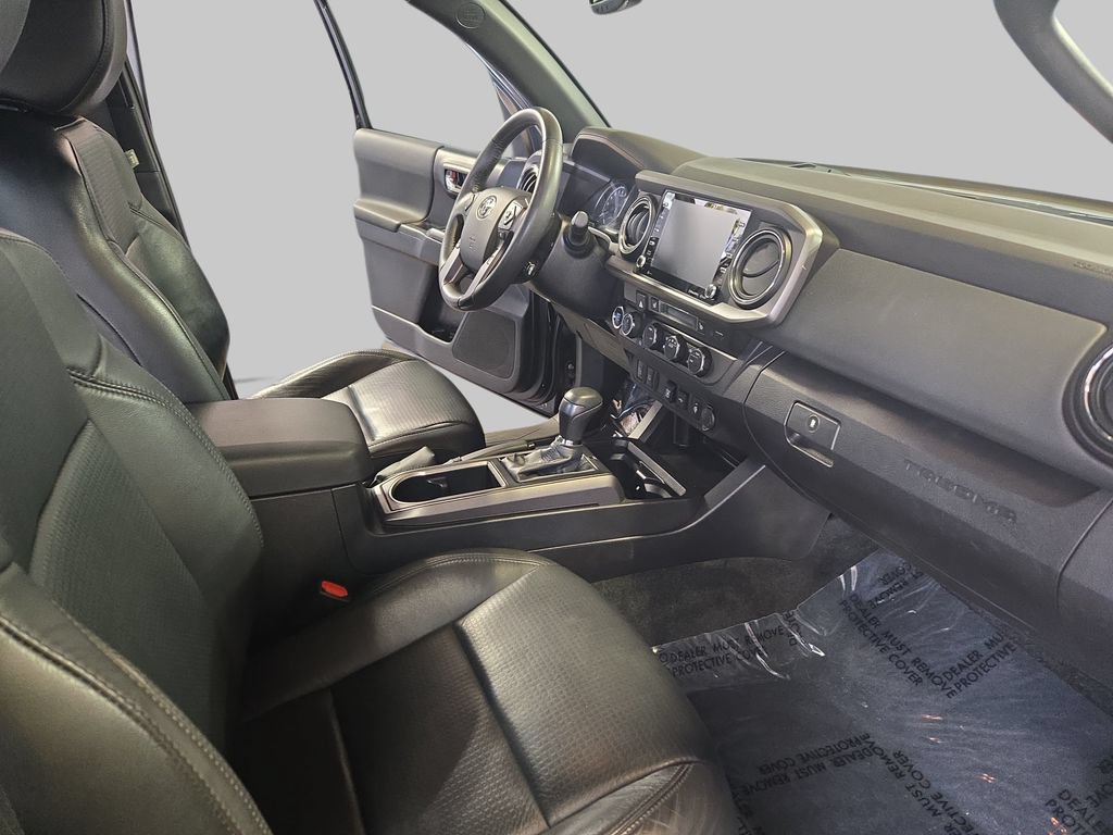 Used 2021 Toyota Tacoma 4x4 Double Cab image 11