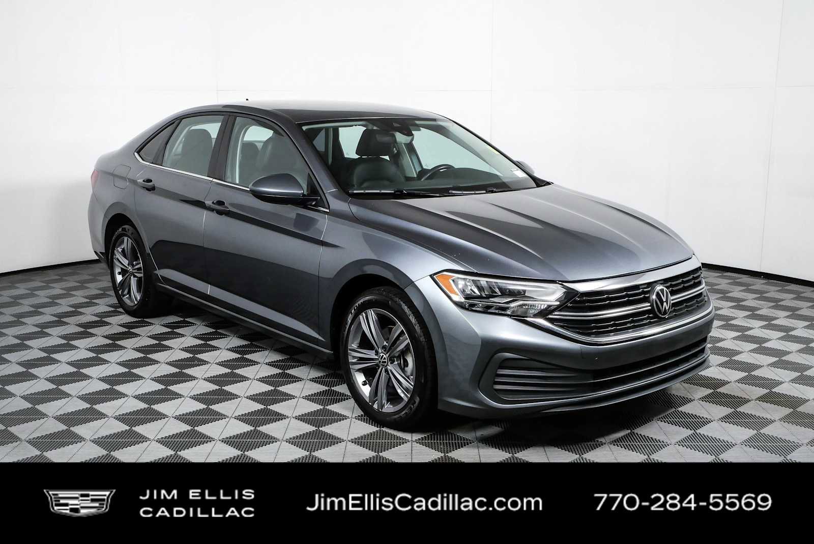 Used 2024 Volkswagen Jetta SE FWD image 1