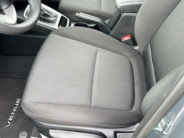 Certified 2026 Hyundai Venue SE FWD image 9