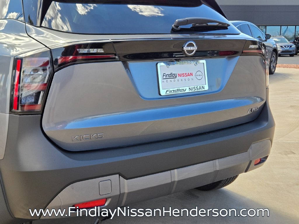 New 2027 Nissan Kicks SV AWD/4WD image 6