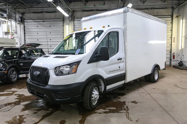 Used 2022 Ford Transit 350 DRW RWD image 5