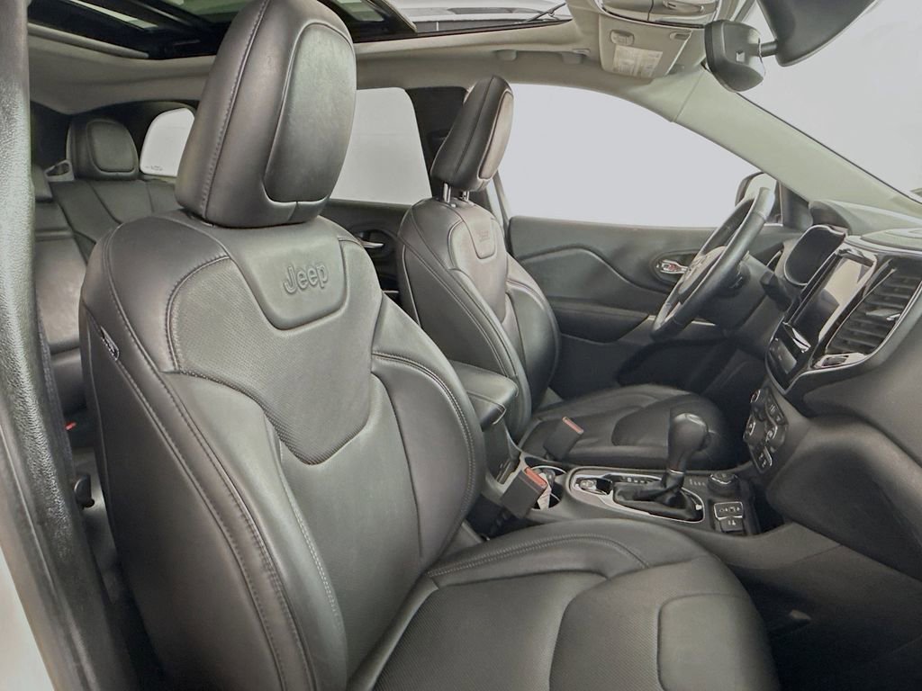 Used 2019 Jeep Cherokee Limited image 33