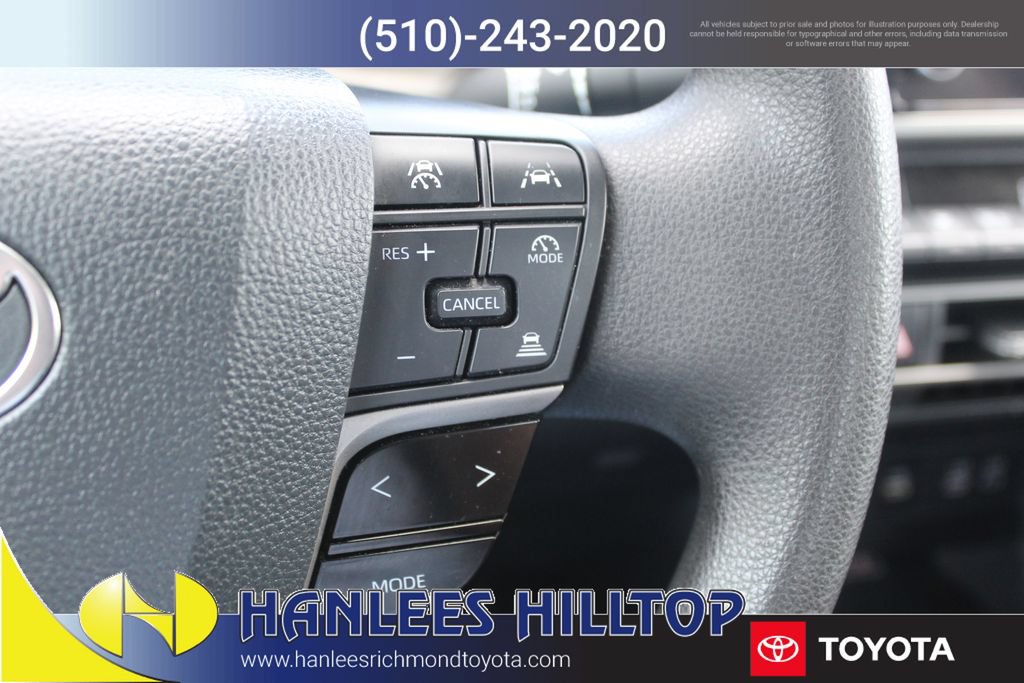 Used 2025 Toyota Camry LE FWD image 25