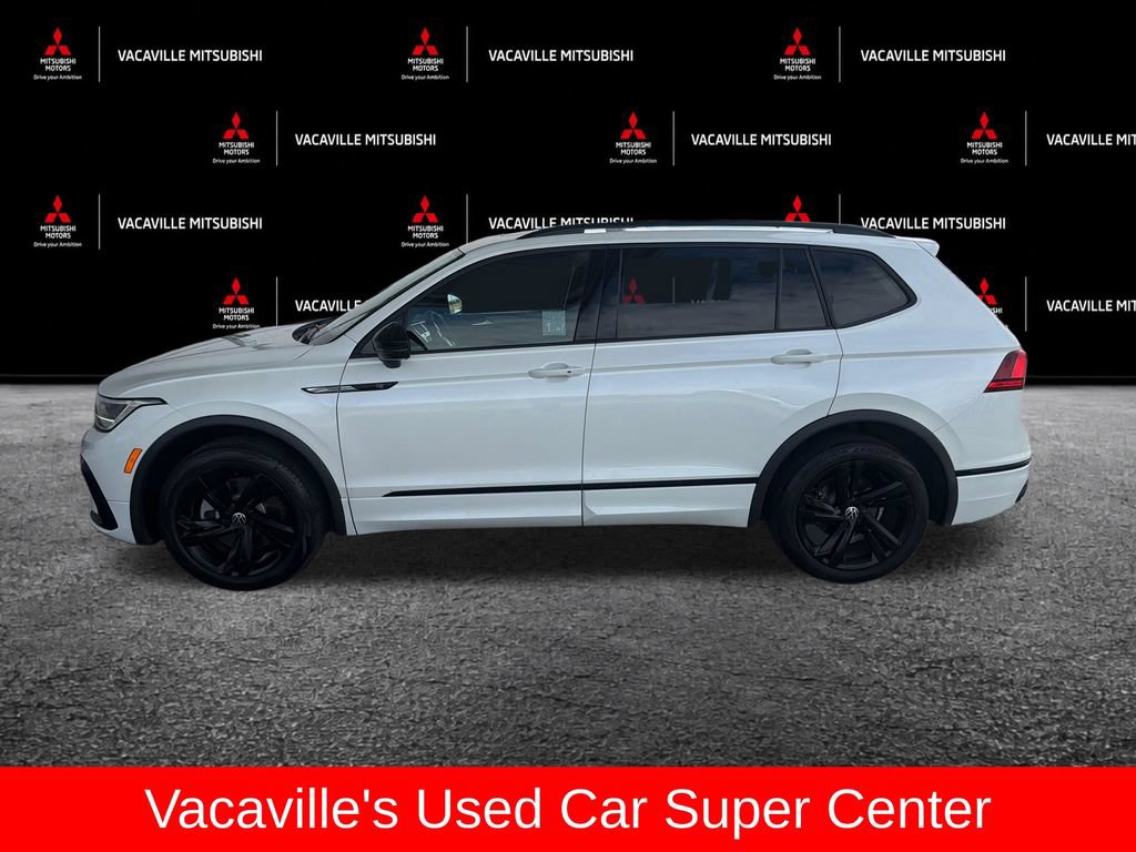 Used 2023 Volkswagen Tiguan SE R-Line FWD image 2