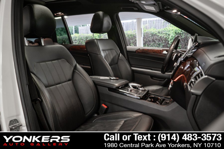 Used 2019 Mercedes-Benz GLS 450 4MATIC image 27