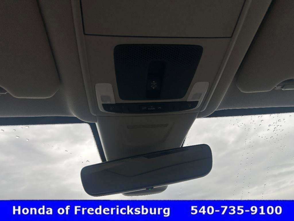 Used 2025 Honda CR-V EX-L image 28