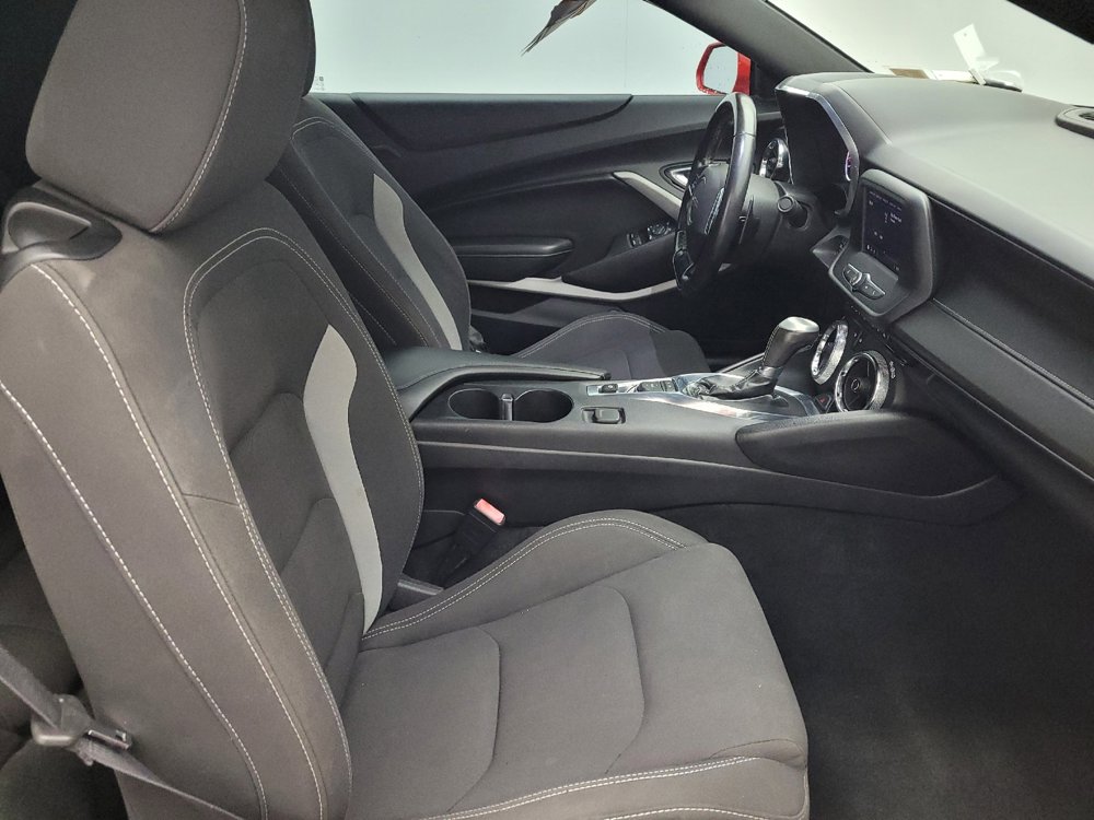 Used 2020 Chevrolet Camaro LT image 21