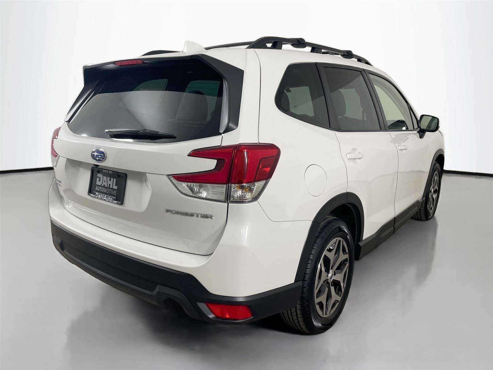 Used 2023 Subaru Forester Premium AWD/4WD image 13