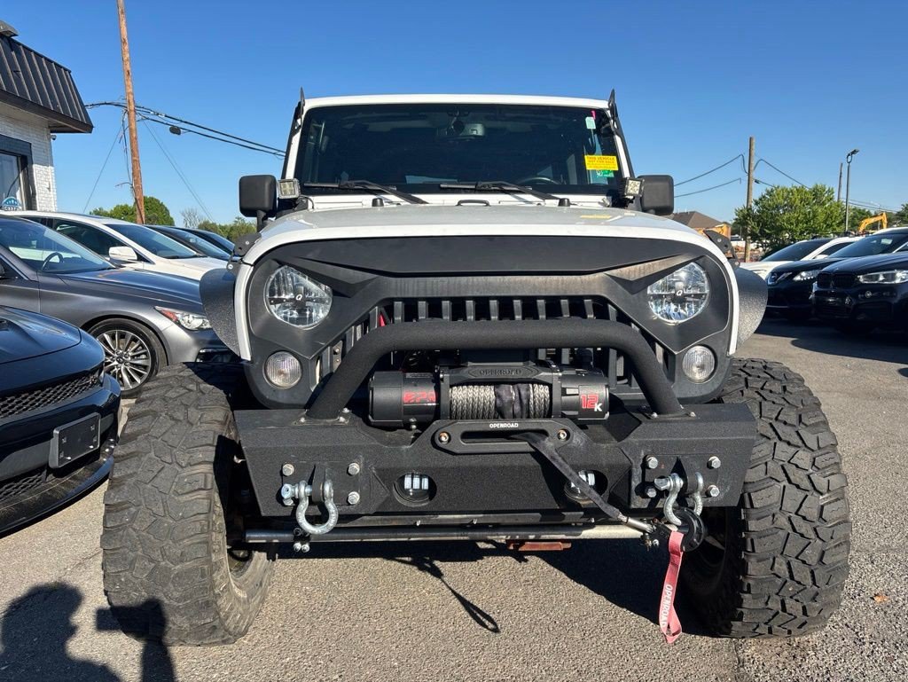 Used 2015 Jeep Wrangler Unlimited Rubicon w/ Connectivity Group AWD/4WD image 7
