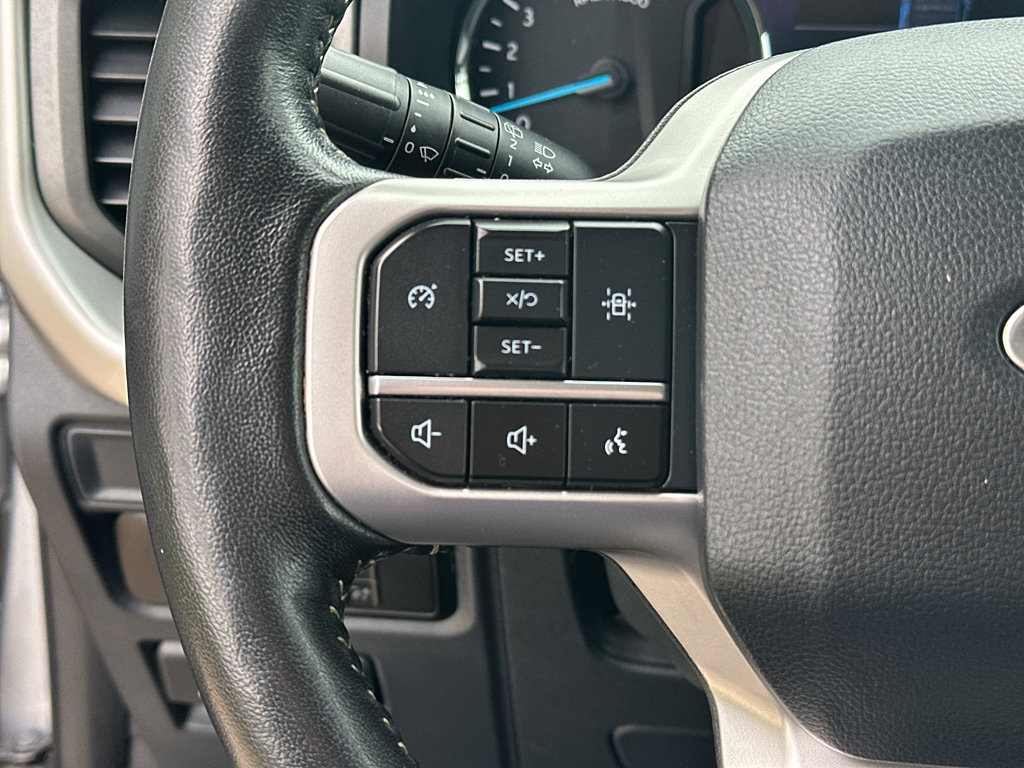 Used 2024 Ford Expedition Max XLT AWD/4WD image 15