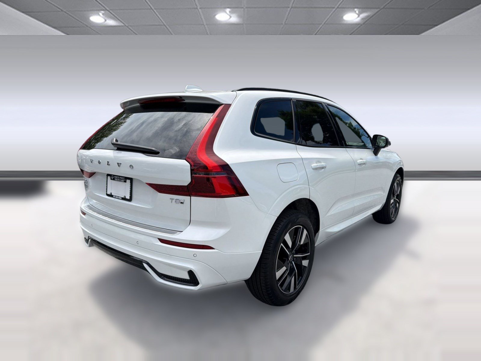 New 2026 Volvo XC60 T8 Core w/ Climate Package AWD/4WD image 9