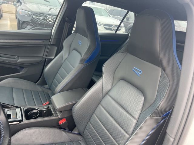 Used 2023 Volkswagen Golf R image 7
