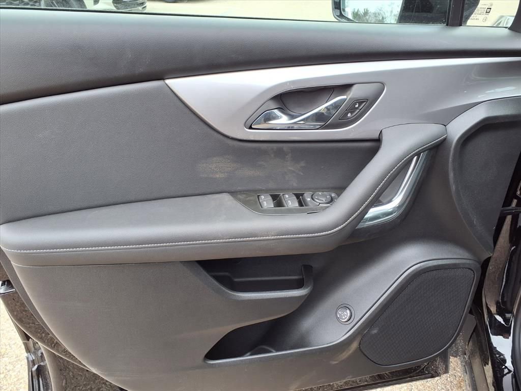 New 2026 Chevrolet Blazer LT w/ Convenience Package image 12