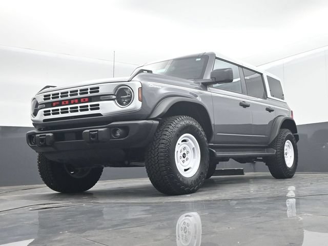 Certified 2025 Ford Bronco Heritage Edition AWD/4WD image 48
