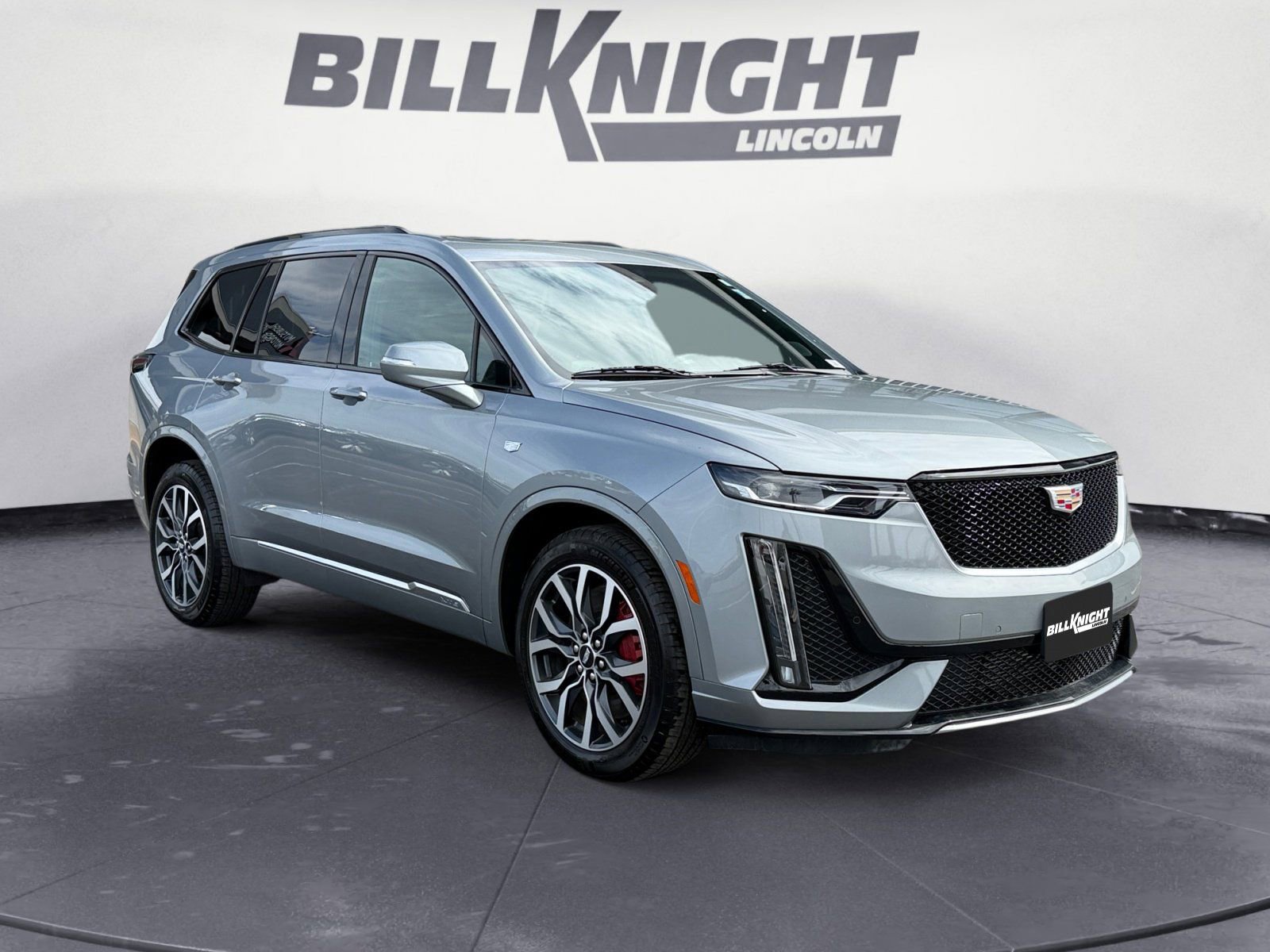 Used 2025 Cadillac XT6 Sport AWD/4WD image 7