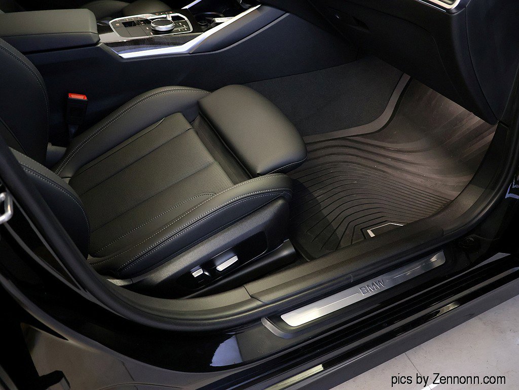 Certified 2023 BMW 330i xDrive Sedan w/ Premium Package image 35