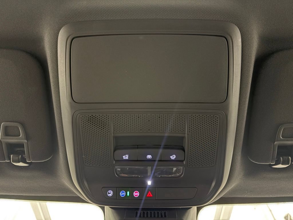 New 2026 Chevrolet Equinox LT FWD image 10
