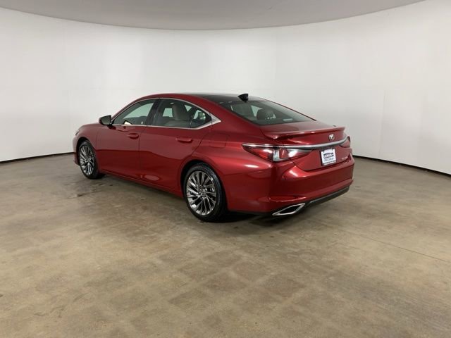 Used 2025 Lexus ES 350 Luxury w/ Accessory Package (Z2) image 14