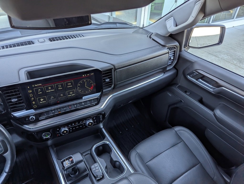 Used 2023 GMC Sierra 1500 SLT w/ SLT Premium Package image 33