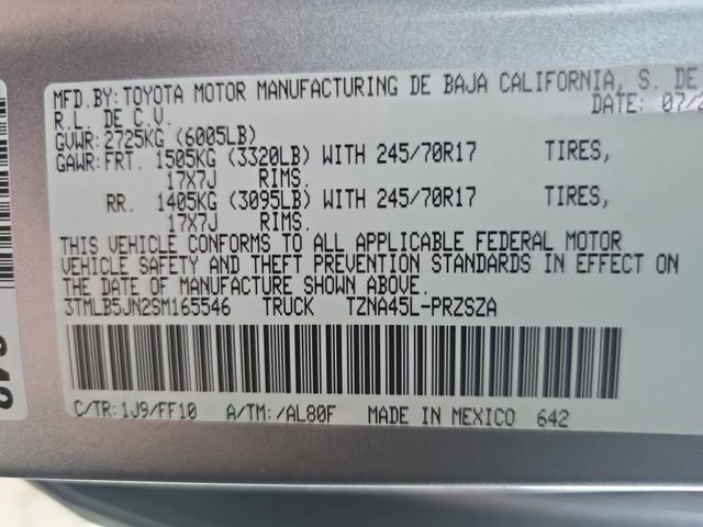 Used 2025 Toyota Tacoma SR5 AWD/4WD image 36