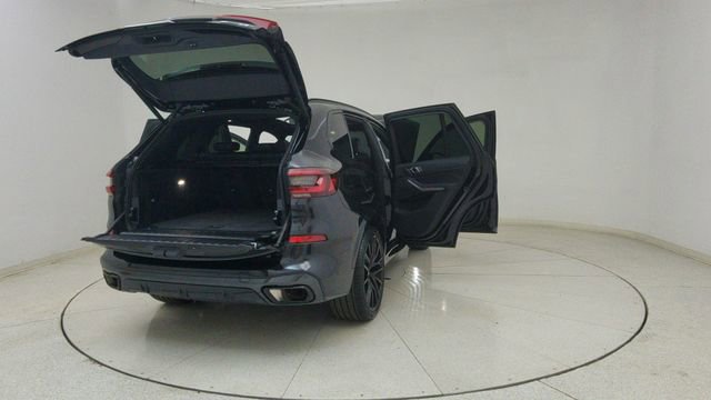 Used 2023 BMW X5 xDrive40i w/ M Sport Package image 78