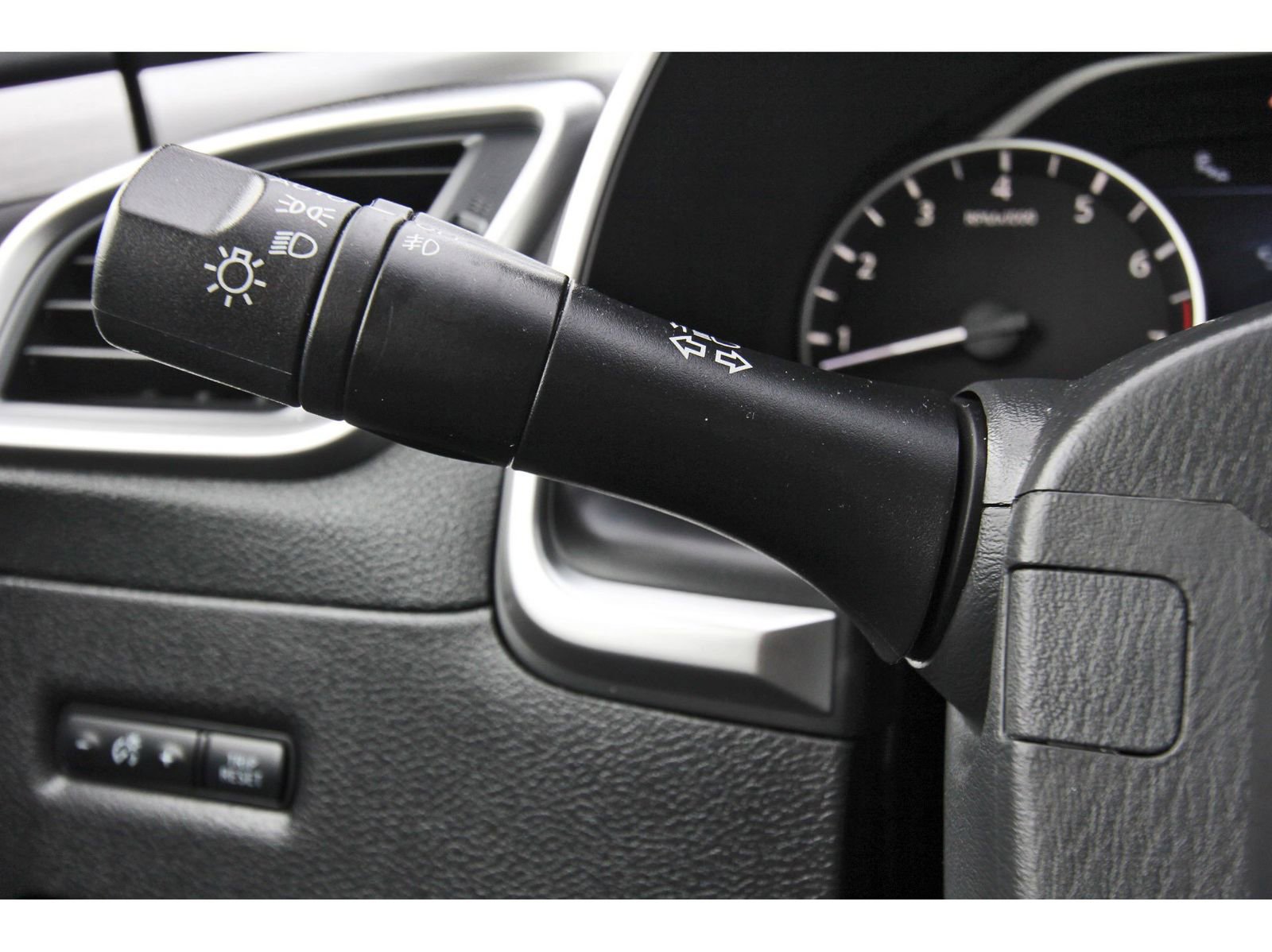 Used 2015 Nissan Murano Platinum w/ Platinum Technology Package image 20