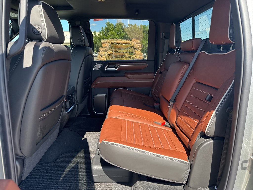 New 2026 GMC Sierra 2500 Denali Ultimate w/ Max Trailering Package image 8