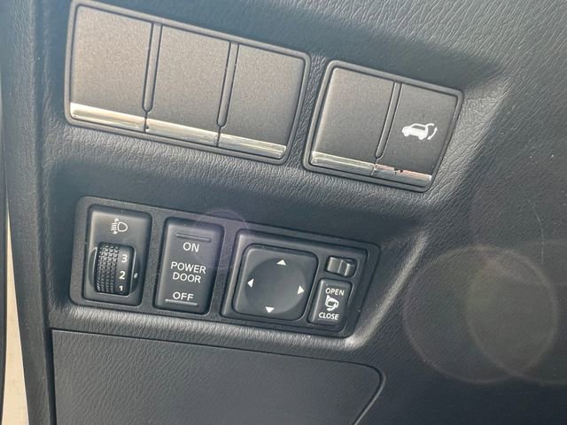 Used 2011 INFINITI QX56 4WD w/ Theater Pkg image 29