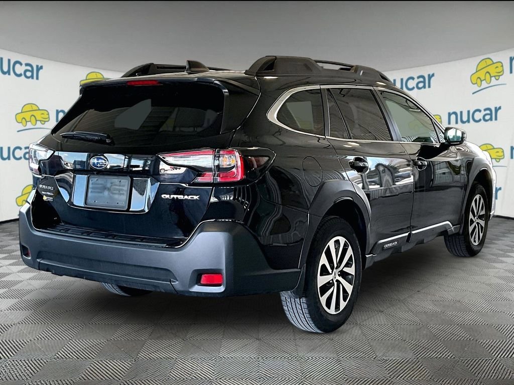 Used 2025 Subaru Outback Premium AWD/4WD image 6