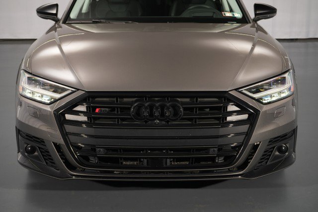 Used 2021 Audi S8 L w/ S8 Executive Package AWD/4WD image 6