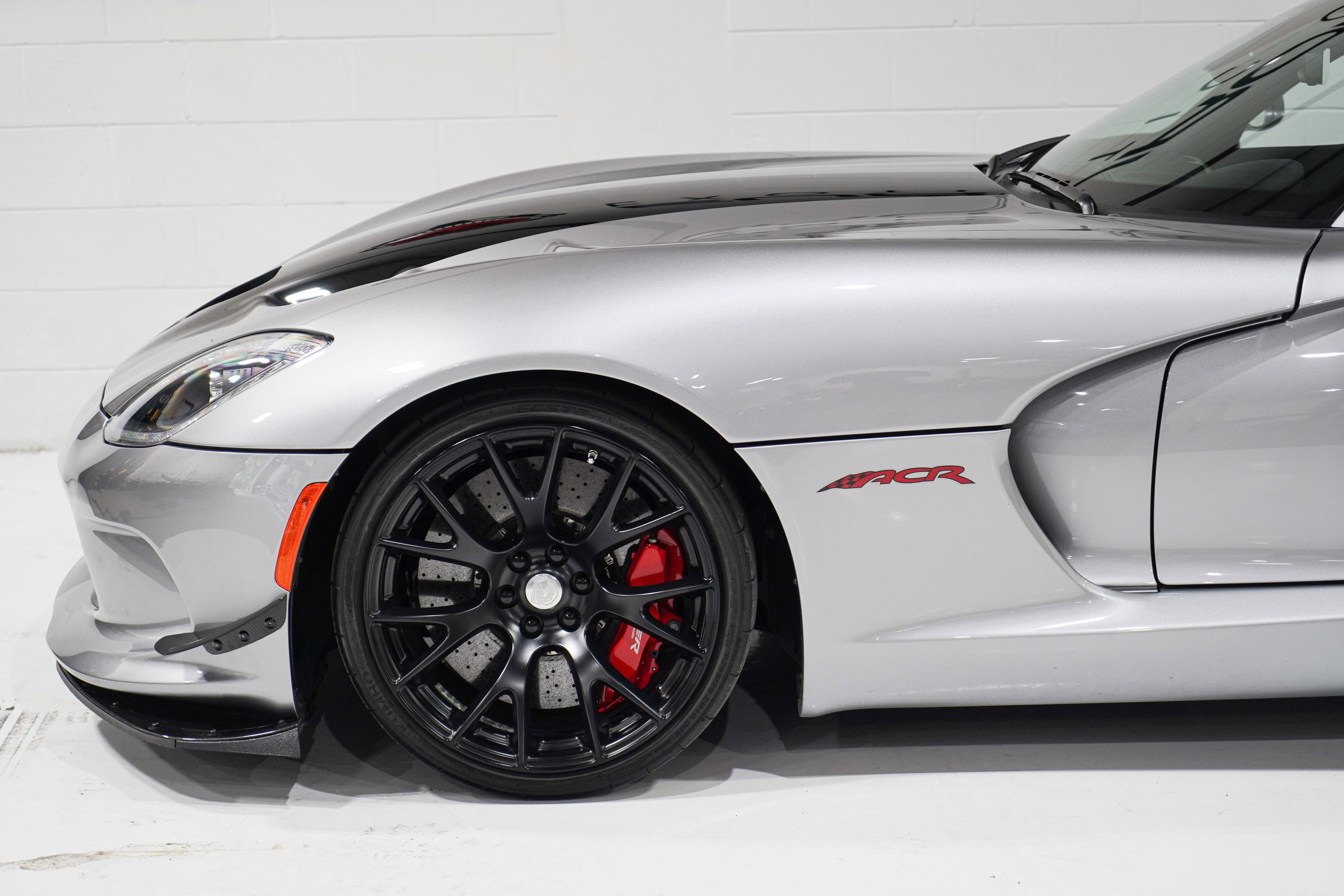 Used 2016 Dodge Viper ACR RWD image 33