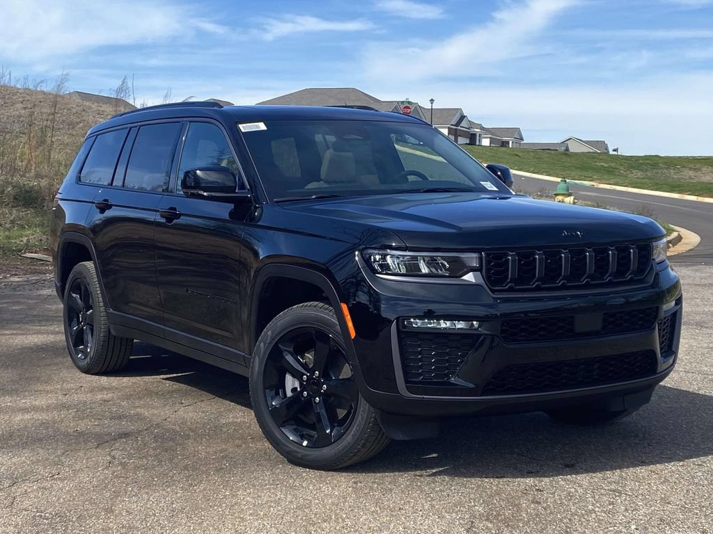 New 2026 Jeep Grand Cherokee L Limited w/ Limited Altitude Package RWD image 31