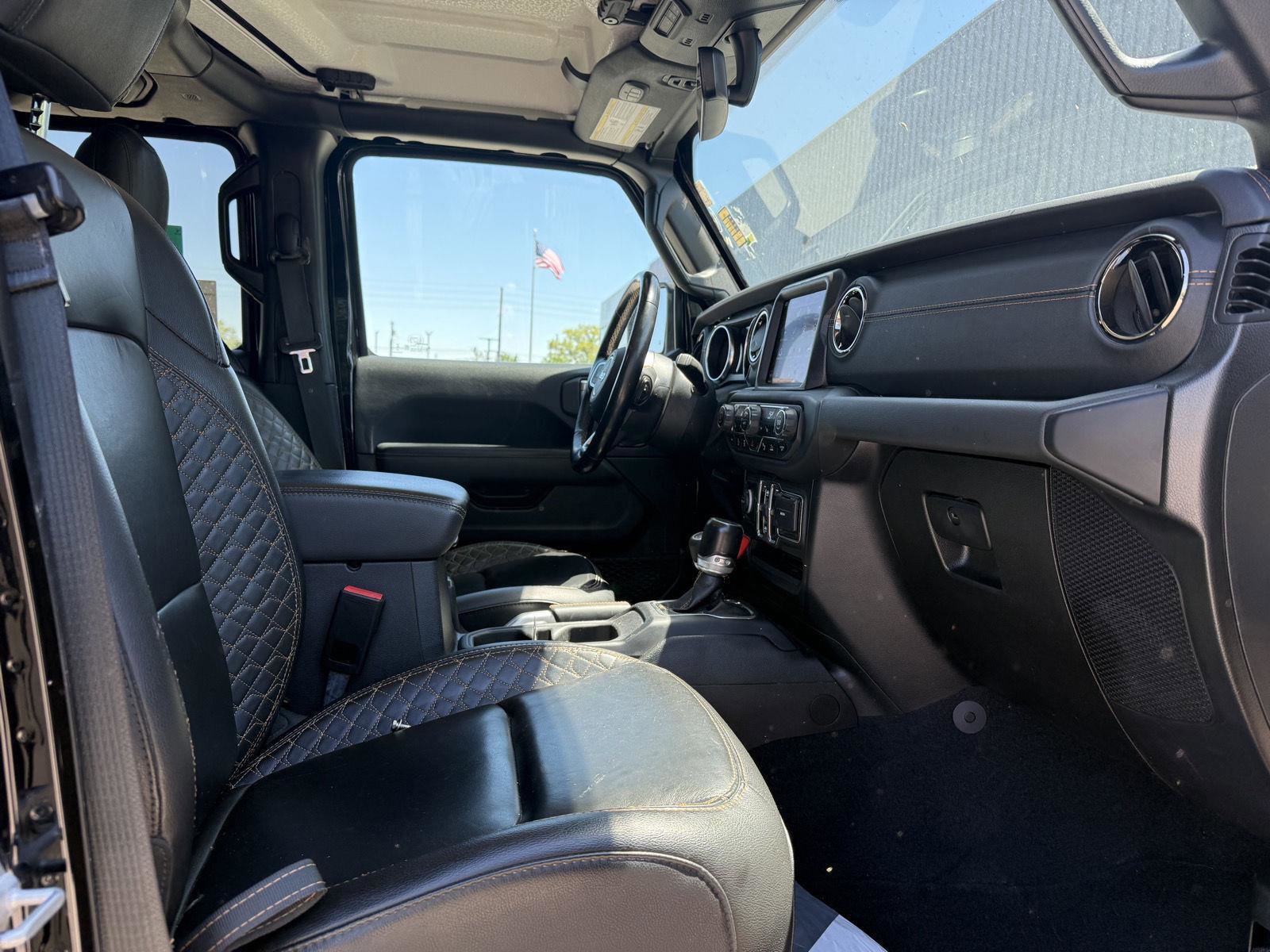 Used 2021 Jeep Gladiator High Altitude AWD/4WD image 12