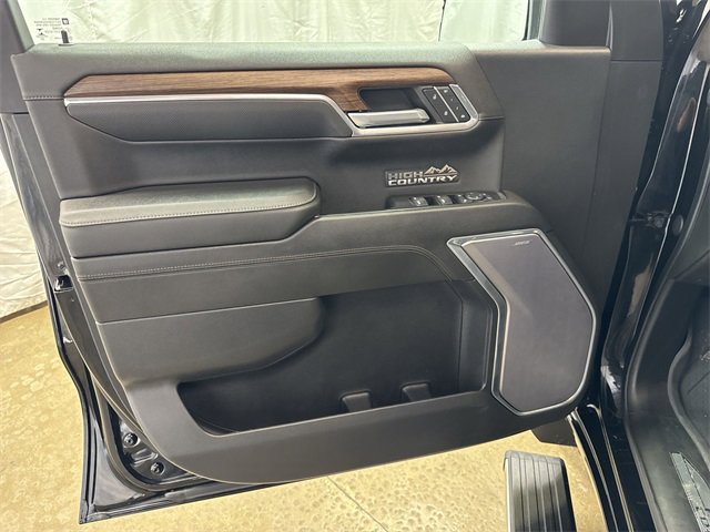 Certified 2023 Chevrolet Silverado 1500 High Country w/ High Country Premium Package image 24