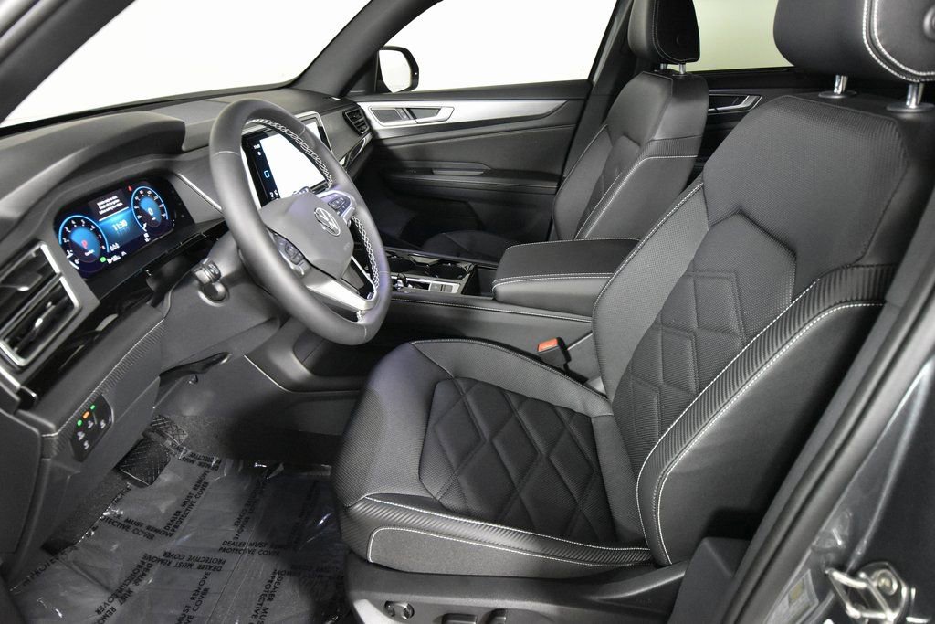 New 2025 Volkswagen Atlas Cross Sport SE image 9