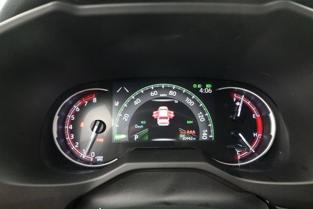 Used 2024 Toyota RAV4 XLE Premium FWD image 8