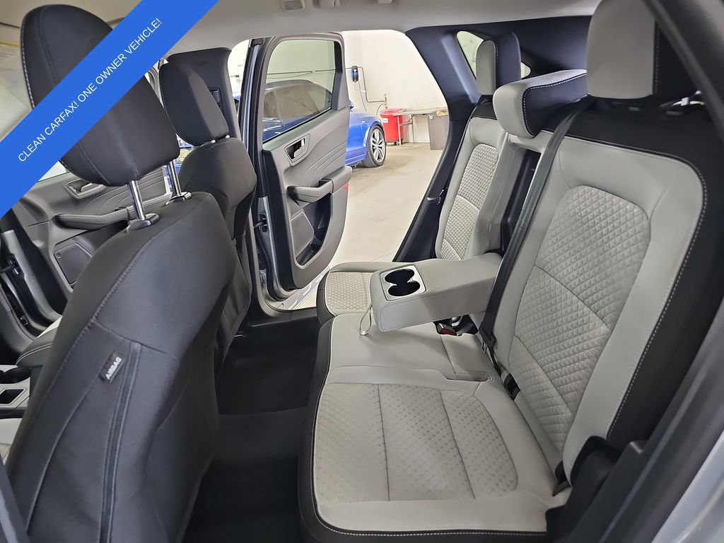 Used 2023 Ford Escape Active w/ Tech Pack #1 AWD/4WD image 14