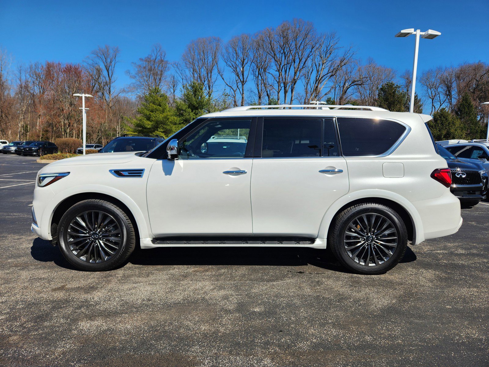 Used 2024 INFINITI QX80 Sensory w/ Cargo Package image 5