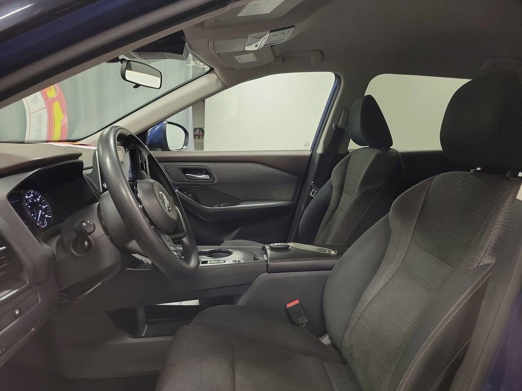 Used 2021 Nissan Rogue SV image 12