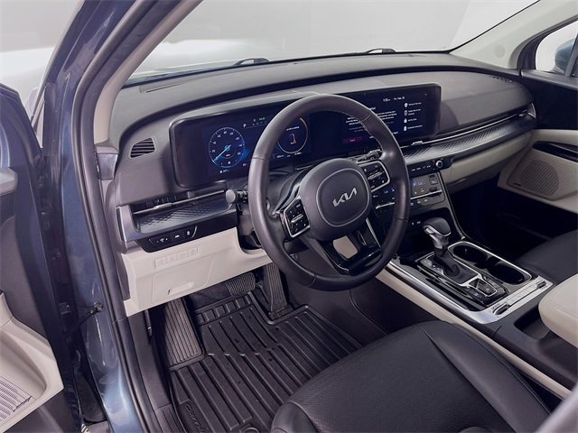 Used 2024 Kia Carnival SX Prestige image 10