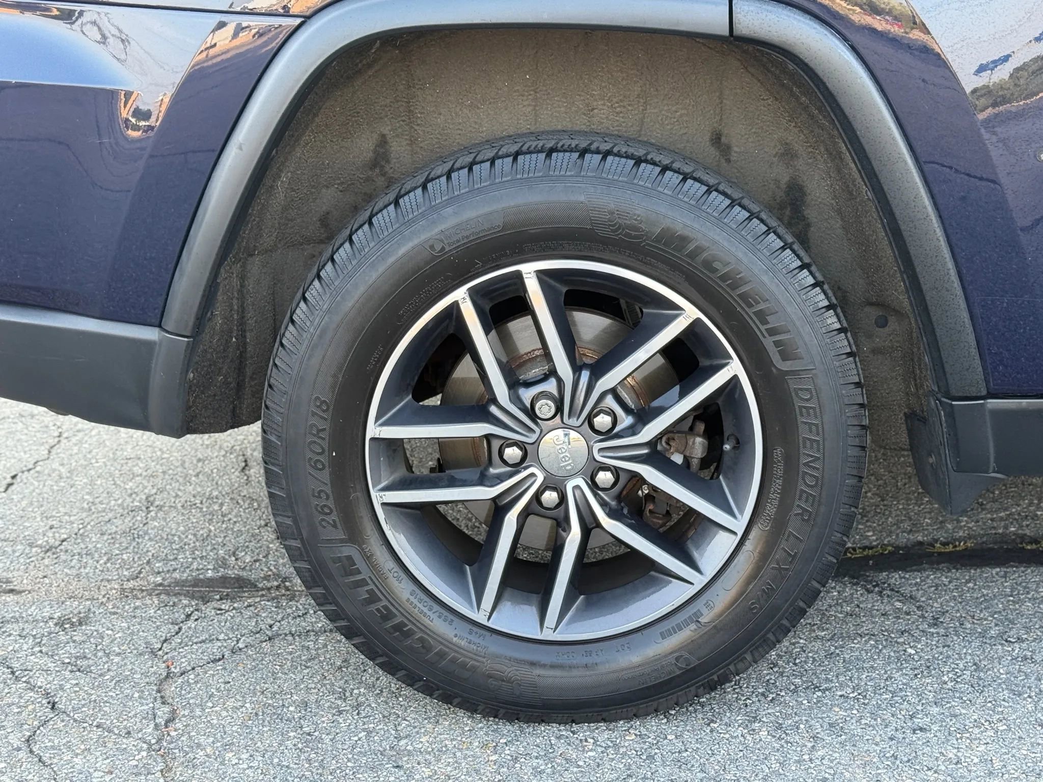 Used 2018 Jeep Grand Cherokee Limited image 37