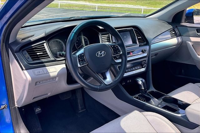 Used 2018 Hyundai Sonata Limited FWD image 17