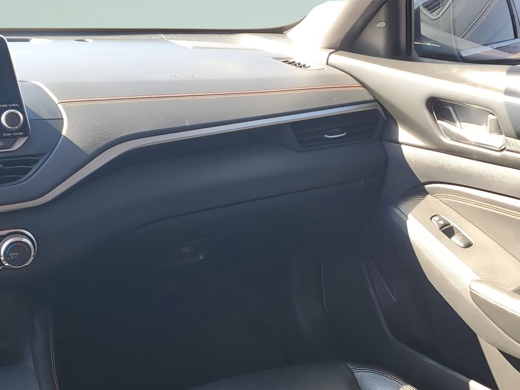 Used 2019 Nissan Altima 2.0 SR image 26