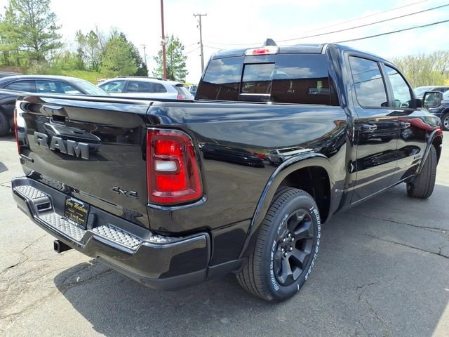 New 2026 RAM 1500 4x4 Crew Cab image 3