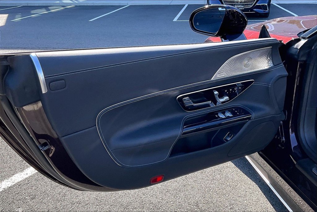 Certified 2025 Mercedes-Benz SL 55 AMG 4MATIC image 15